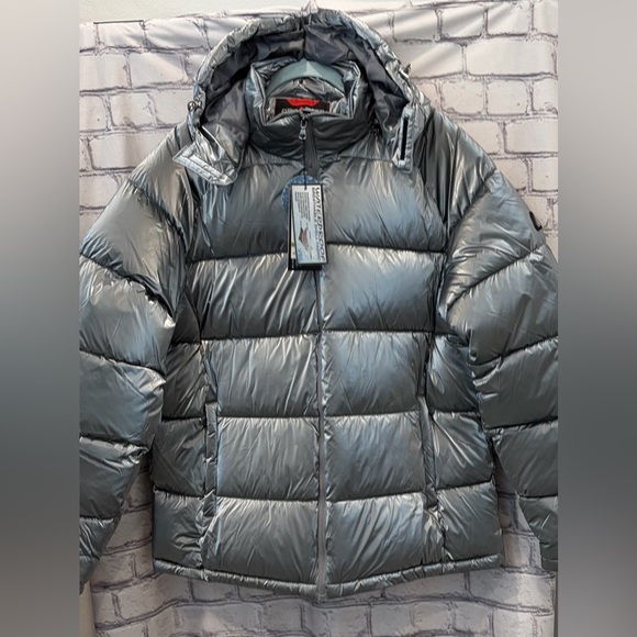 Men's Metallic Gray Puffer Jacket - Picture 12 of 13